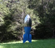 David McCracken, Incendiary Artwork, 2009, stainless steel, 2200 x 600 x 600 mm. 