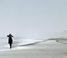 Alex Monteith, 2.5 Kilometre Mono Action for a Mitage, 2011, super 16 mm/35 mm/digital video, colour, sound, 4.30 mm, detail