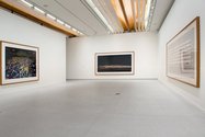 Andreas Gursky: New York Merchantile Exchange, 1999, C-print, 2057 x 2565 mm, Los Angeles, 1999, C-print, 1580 x 3200 mm; Untitled V, 1997, C-print, 1854 x 4426 mm