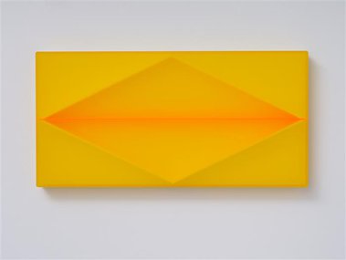 Kāryn Taylor, Two Fold. 2021, cast acrylic. ed. of 3, 300 mm x 600 mm