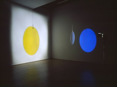 Olafur Eliasson, Yellow versus Purple, 2003. Tate: Purchased with funds provided by the 2003 Outset / Frieze Art Fair Fund to benefit the Tate Collection 2003. Photo: Tate. 