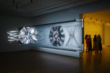 Olafur Eliasson, Life is lived along lines, 2009; Installation view: Olafur Eliasson: Your curious journey, Auckland Art Gallery Toi o Tāmaki, Auckland, 2024; Photo: David St George; Courtesy of the artist; neugerriemschneider, Berlin