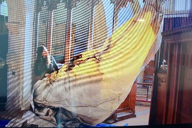 The artist at work, draping Vital Union (video still)